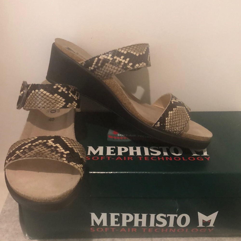 MEPHISTO Soft Air Technology Nadia Sandal Size 9/10